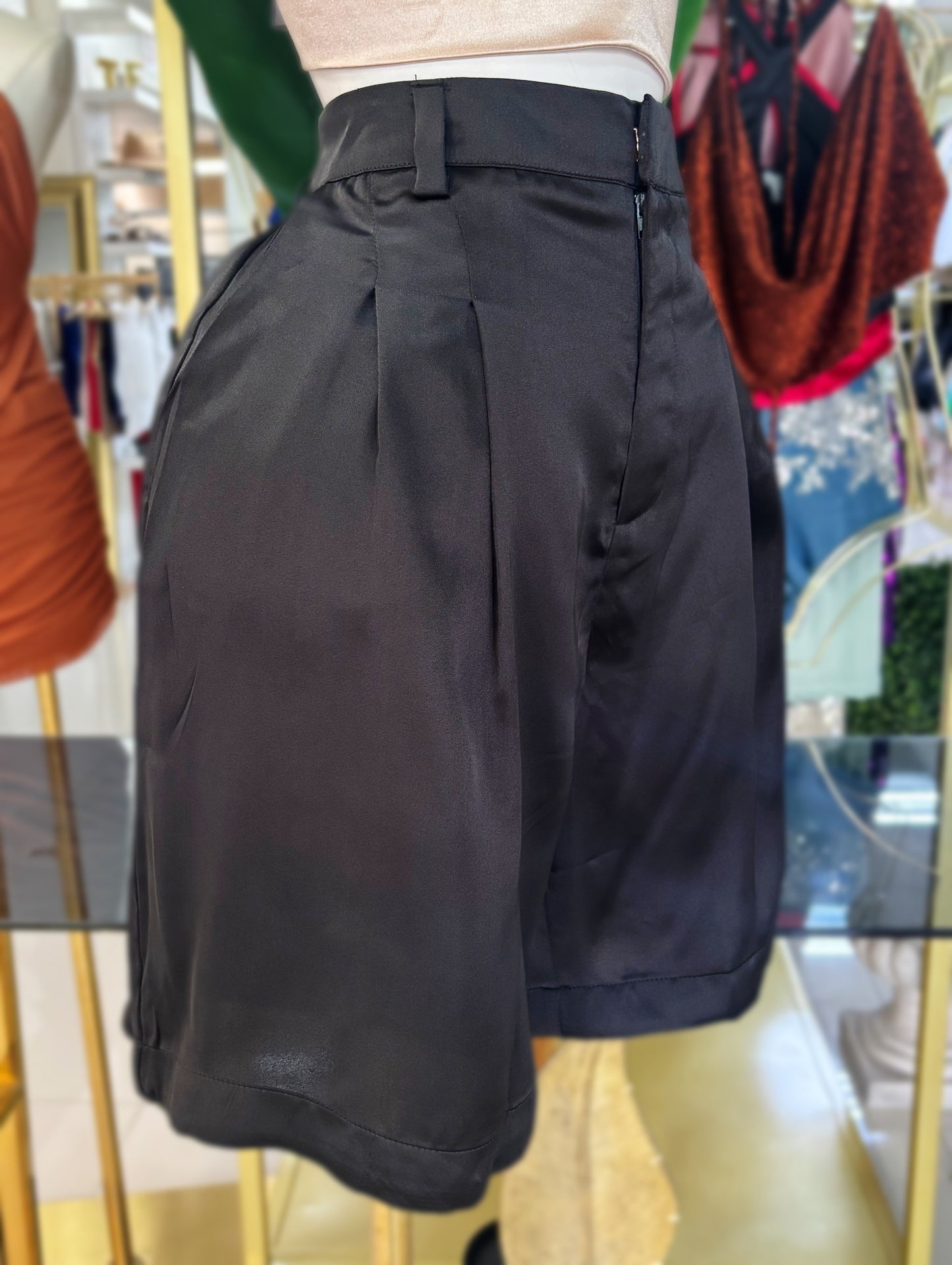 Zoé Satin Bermuda (3 Colores)