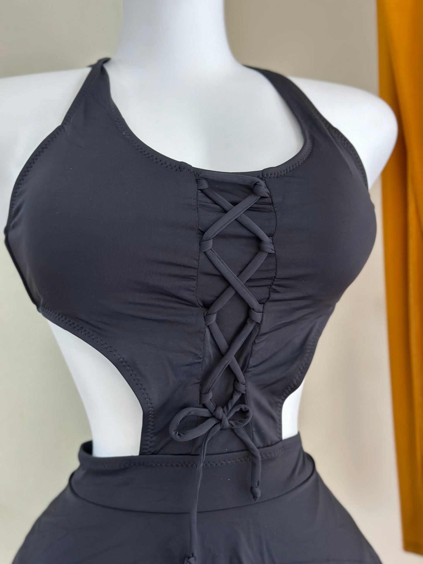 Emilia Licra Romper
