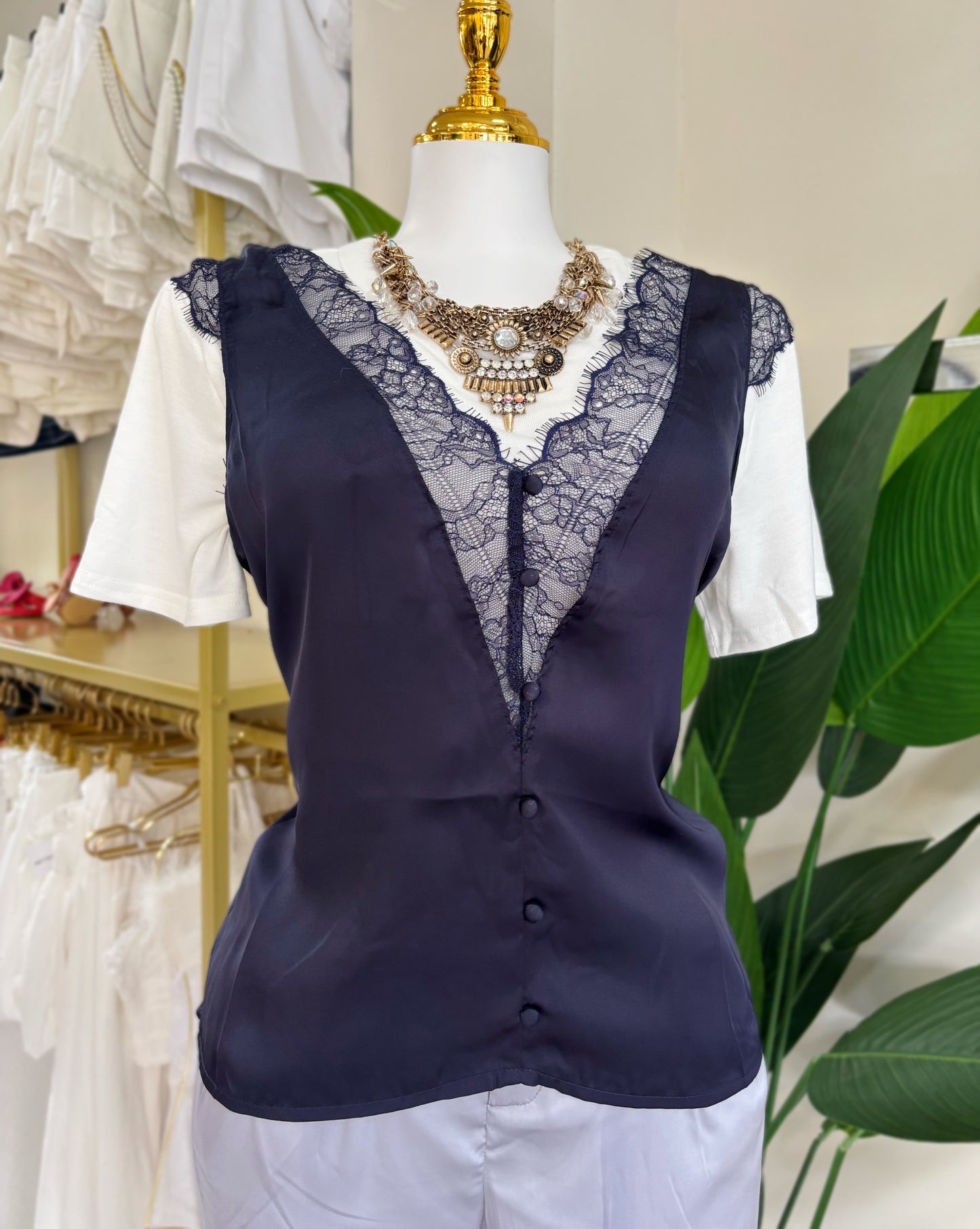 Isabella Lace Dreams Blouse (Mocha/Navy)