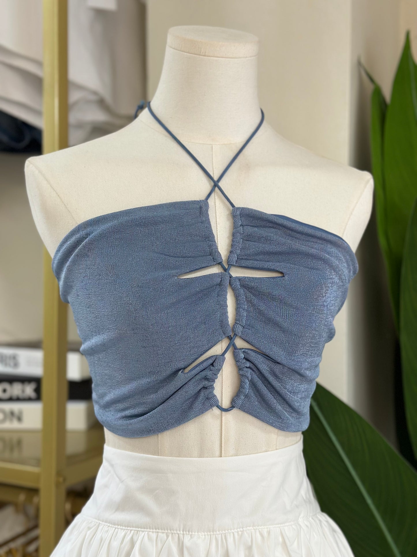 Kenia Knot Crop Top