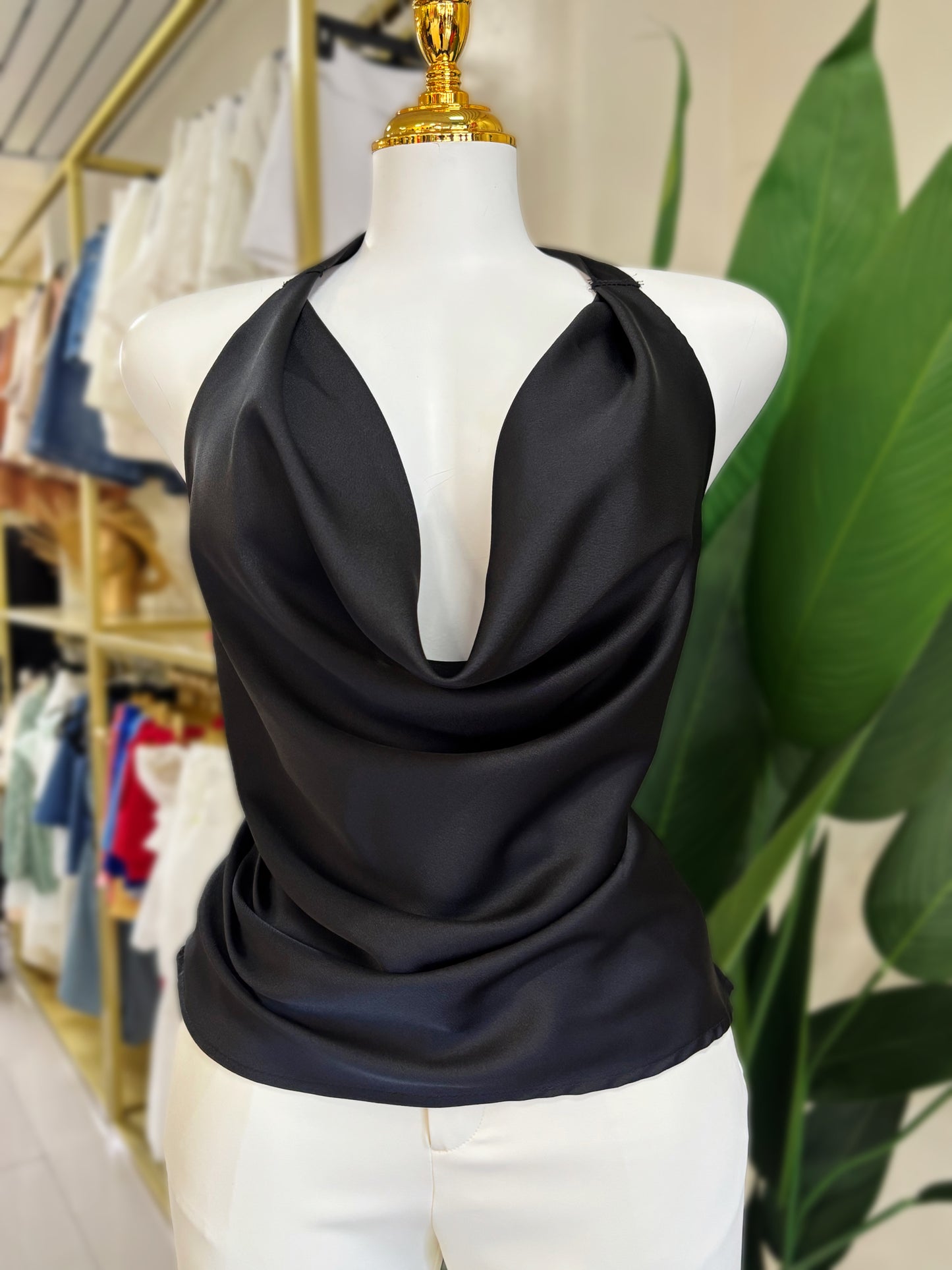 Claudia Halter Satin Top (4 colores) *Corre Grande*