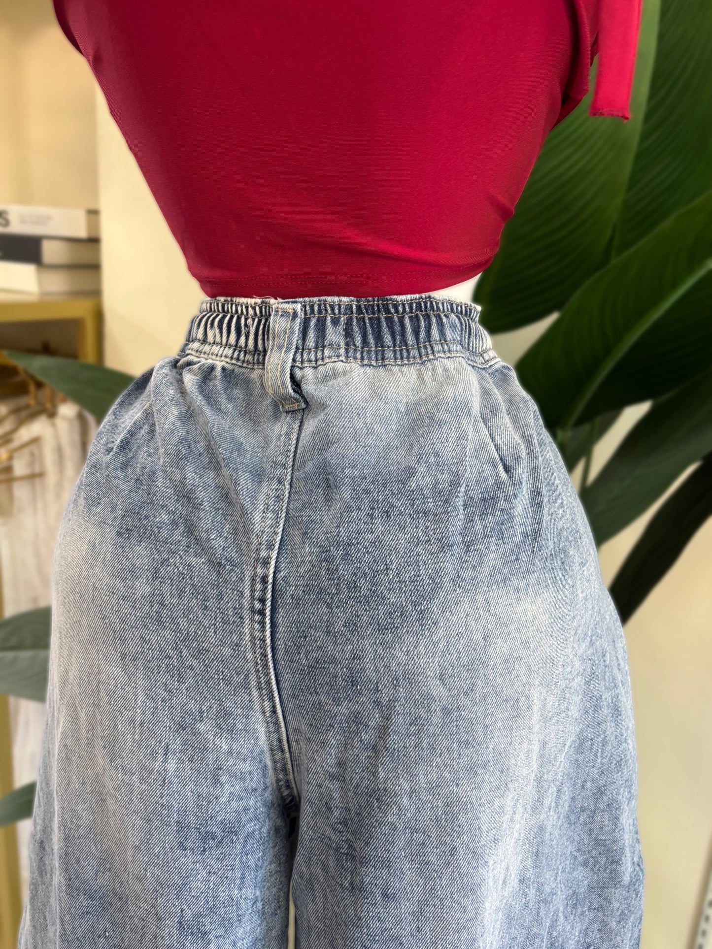 Naomi Barel Jeans