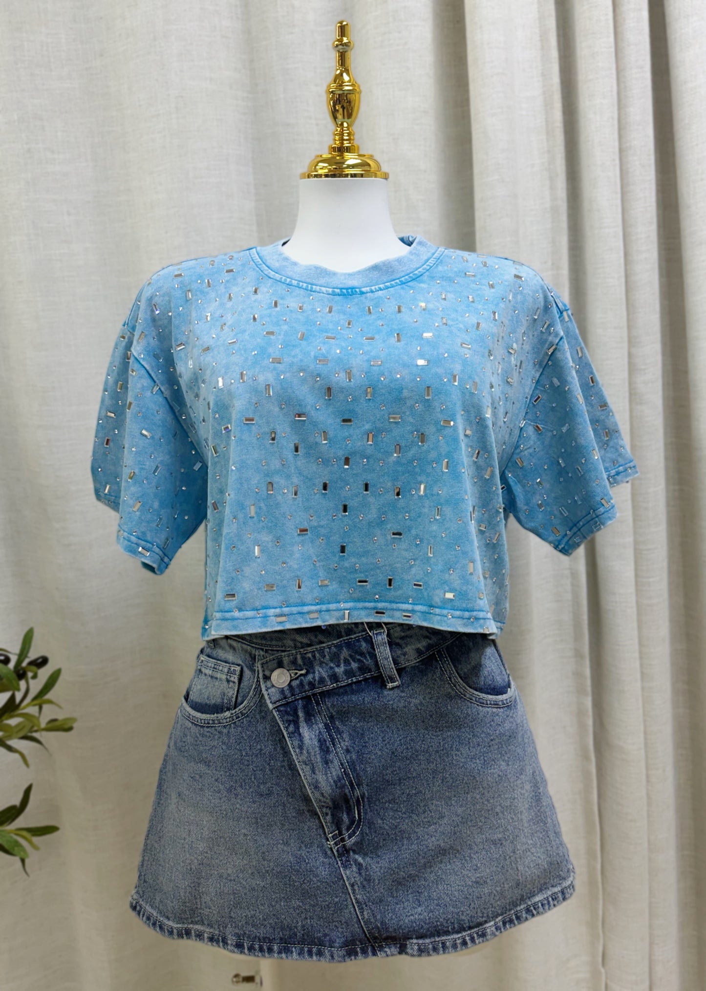 Lara Diamonds Crop Tshirt (Blanco/Azul/Amarillo)