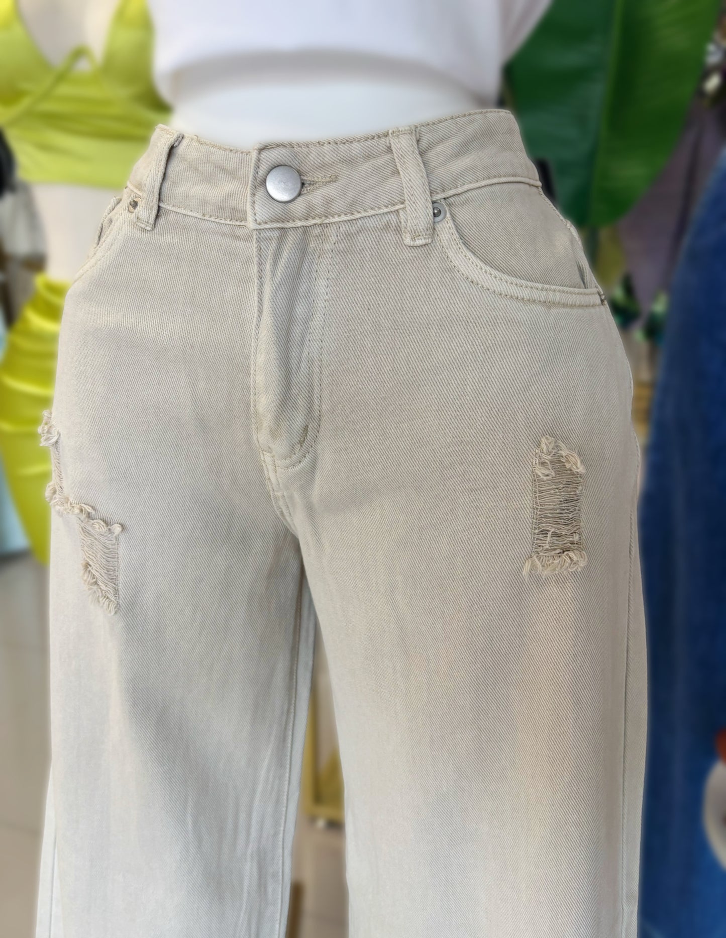 Aimar Low Rise Wide Leg Jeans