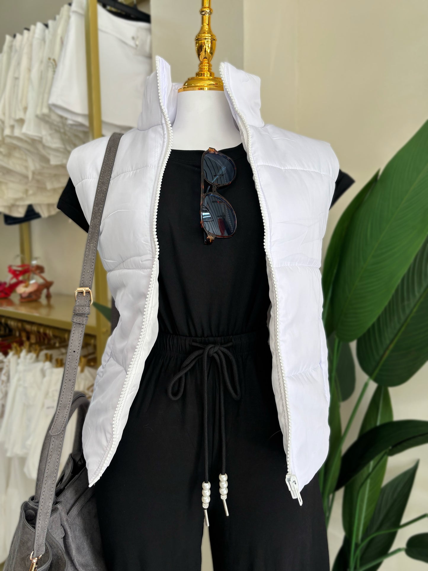 Sleeveless Bumper Jacket