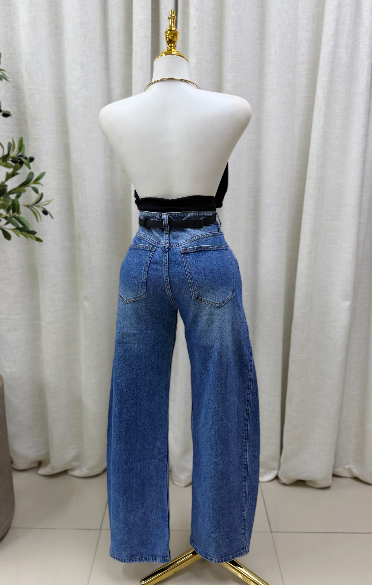 Noha Barrel Jean