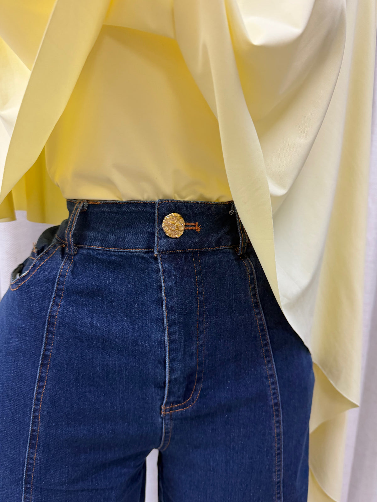 Elena Barrel Jean