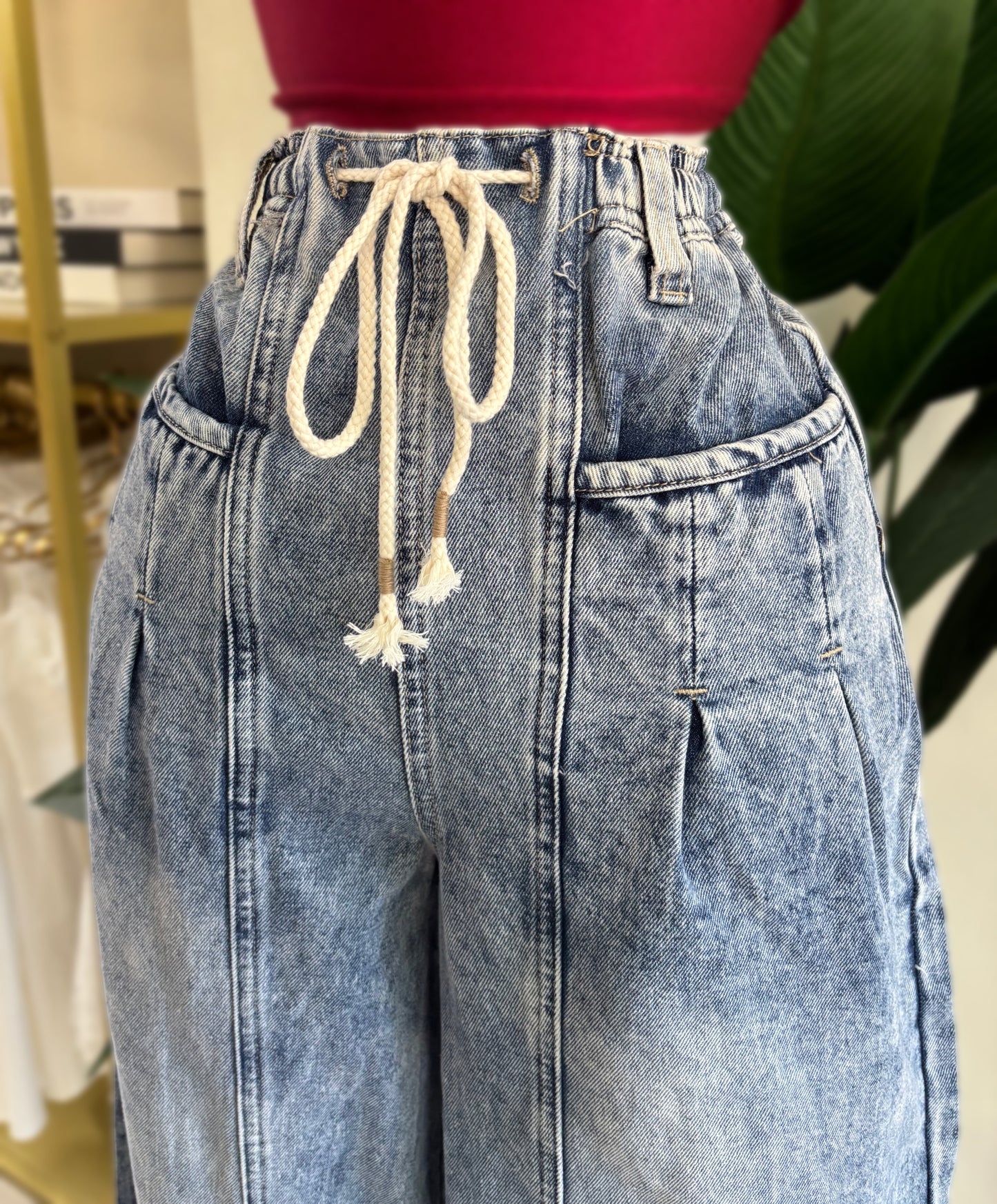 Naomi Barel Jeans