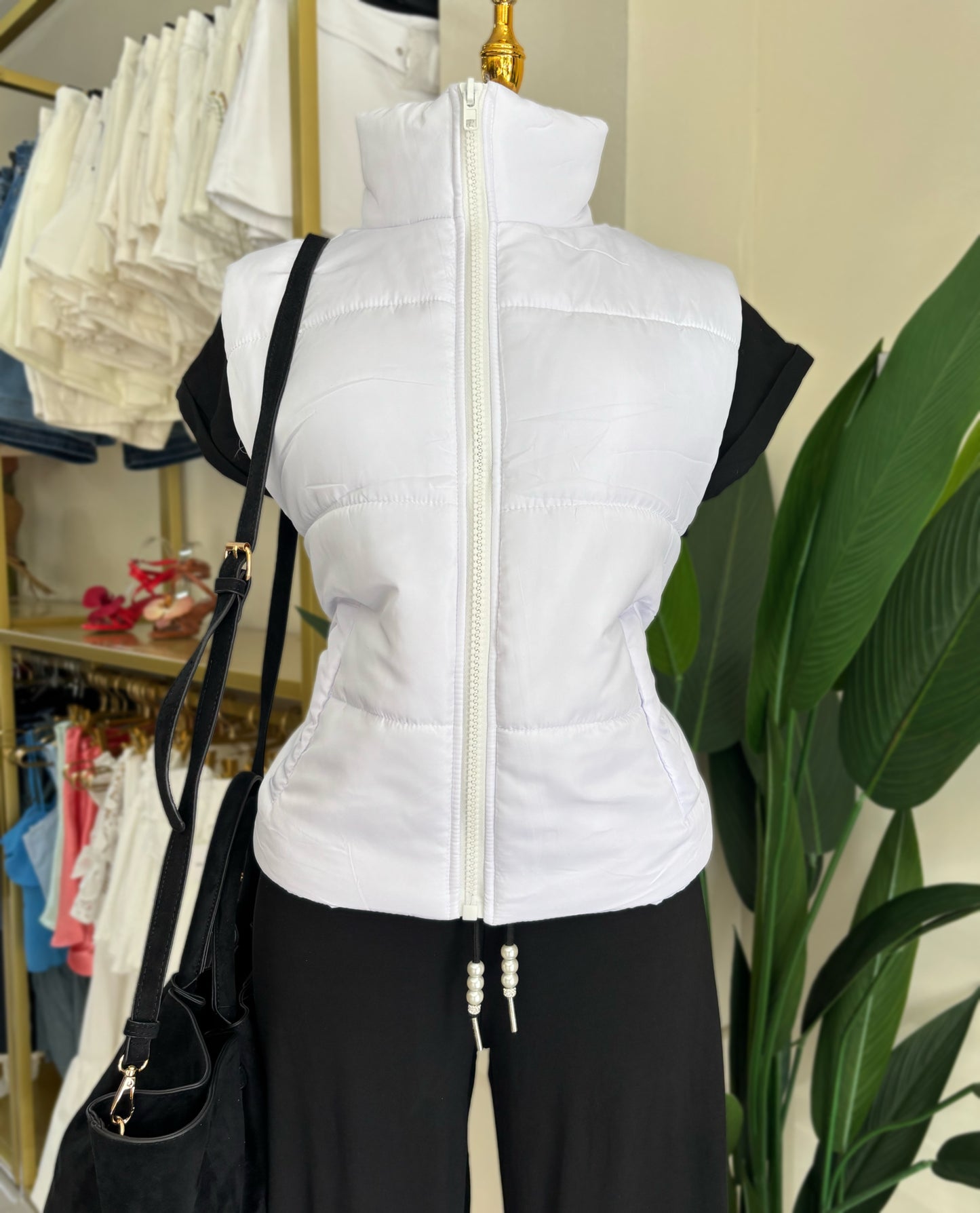 Sleeveless Bumper Jacket