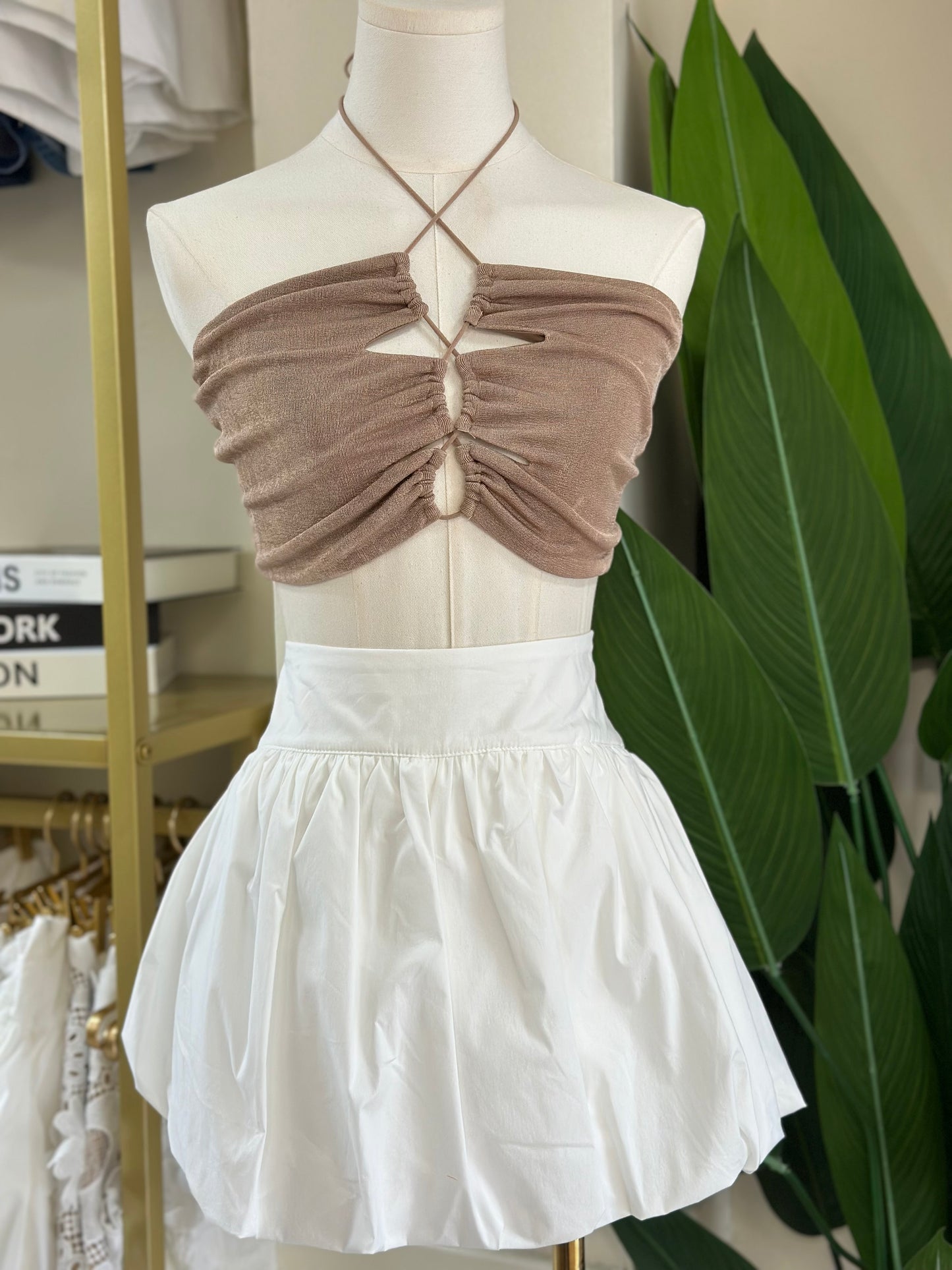 Kenia Knot Crop Top