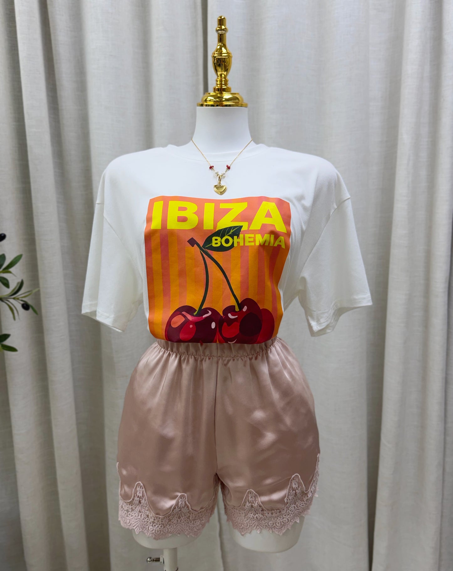 Lara Satin Lace Short (Pink)