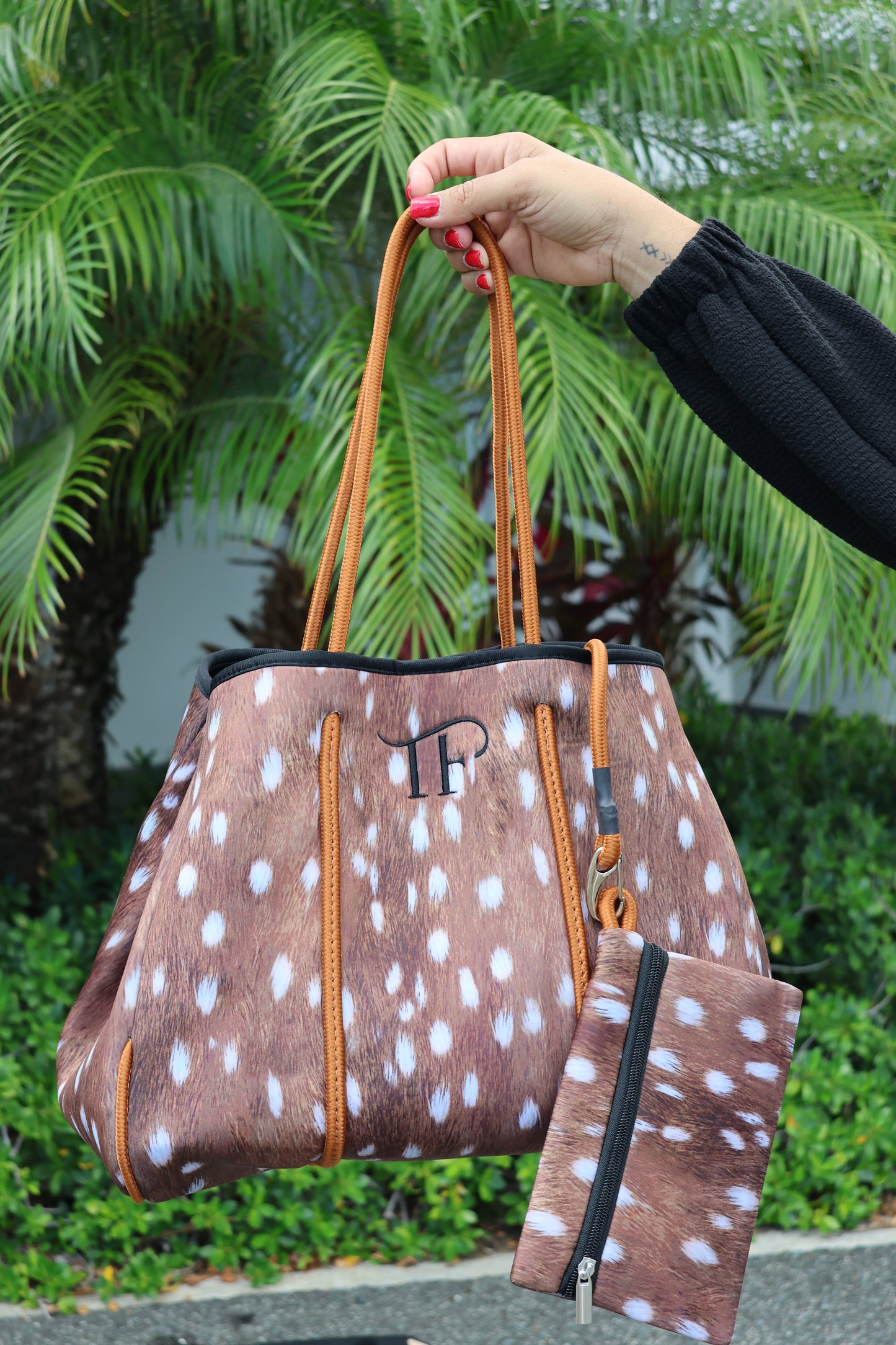 The Signature Iconic Tote Bag