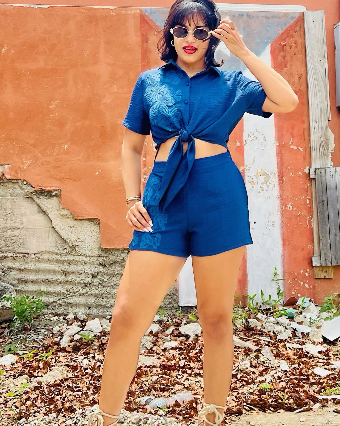Mostera Dark Blue Short Set