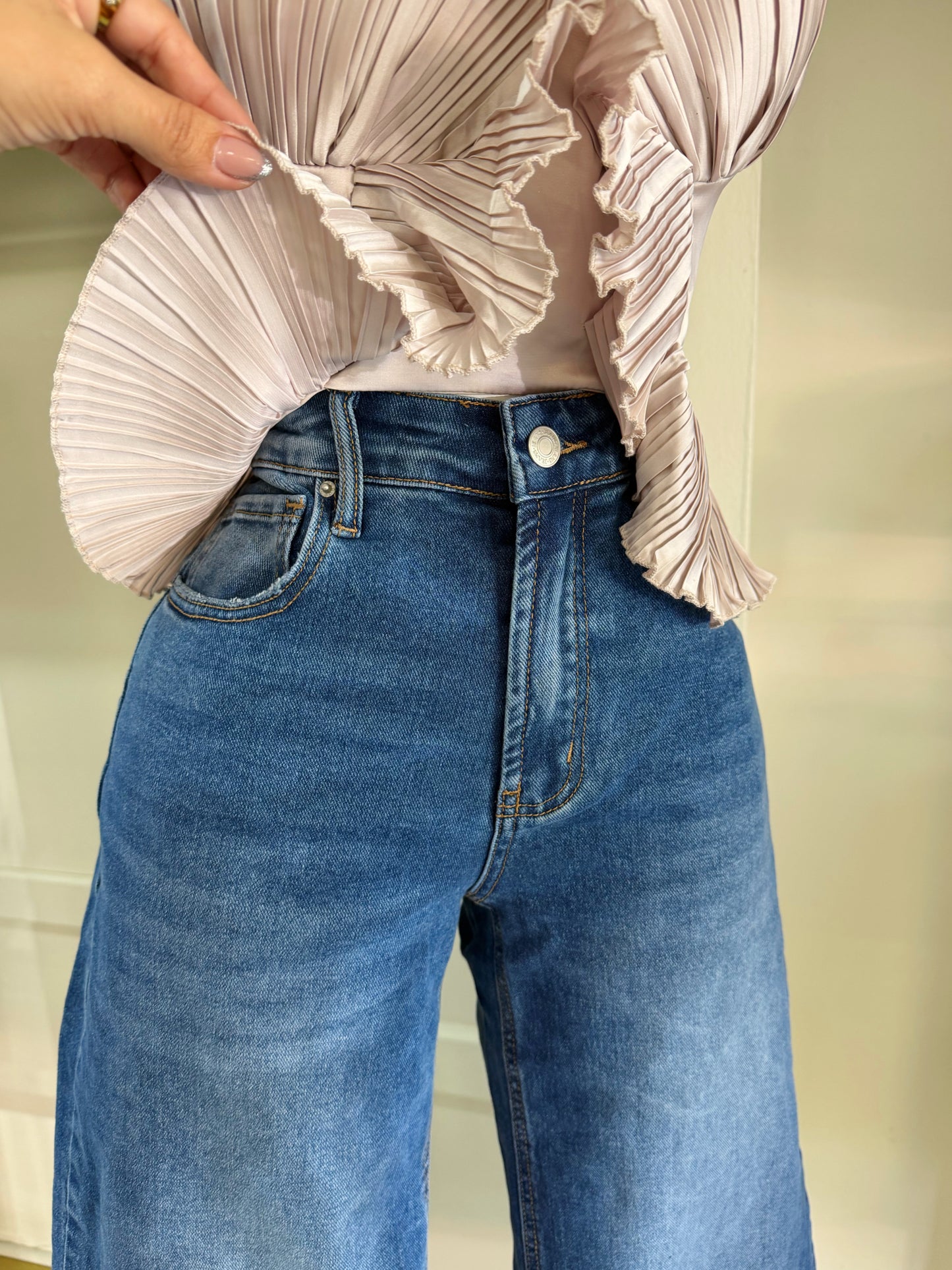 Elena Capri Jean