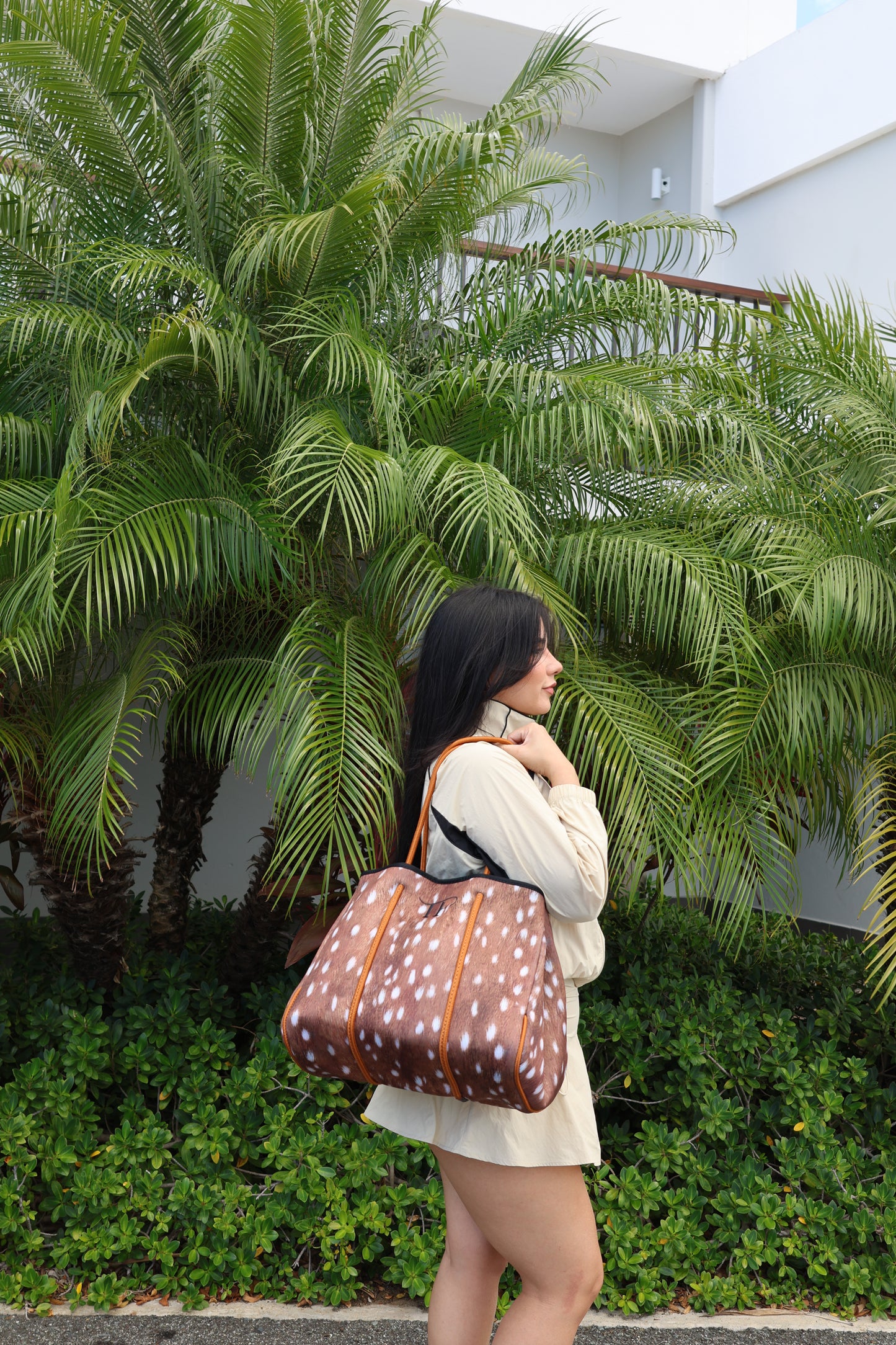 The Signature Iconic Tote Bag