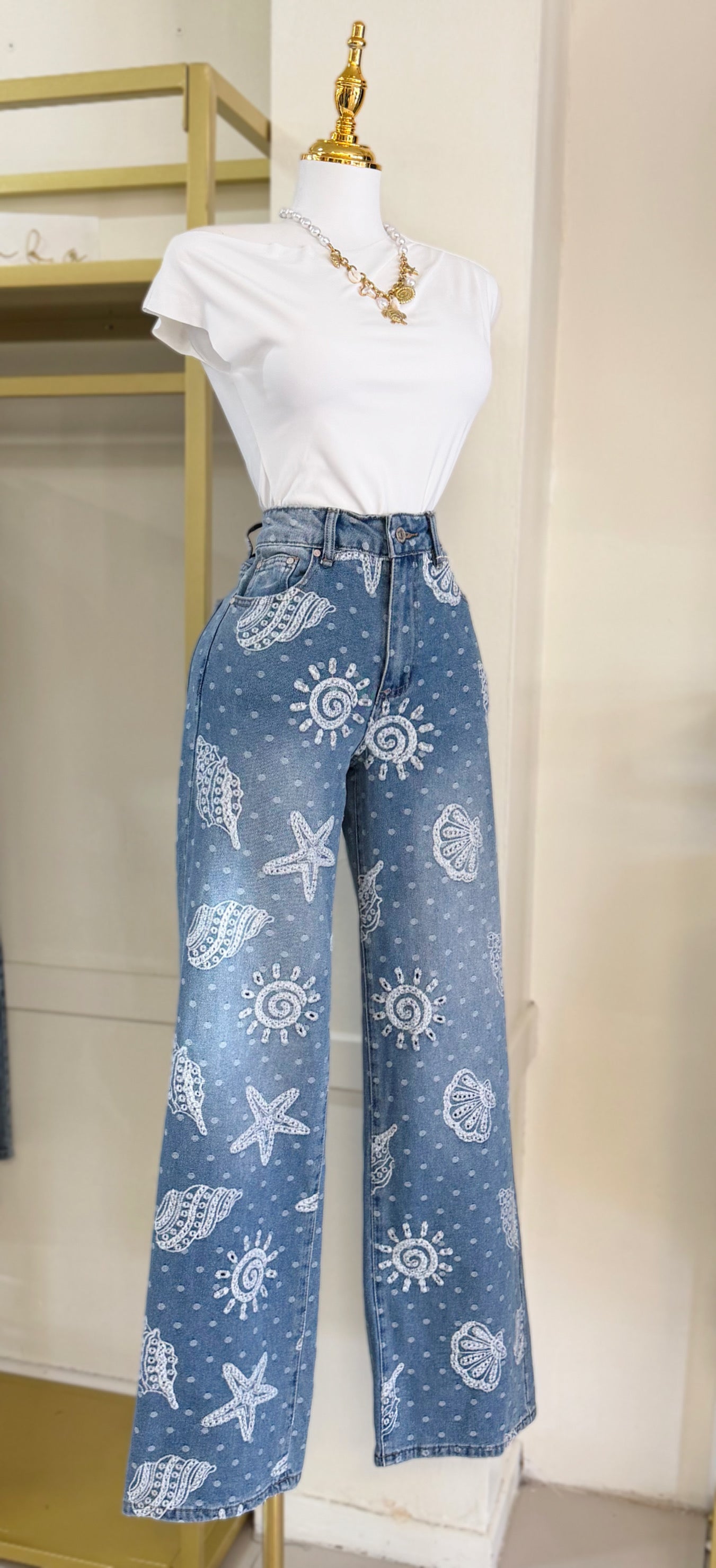 Fátima Summer Details Jean (No stretch) Corre pequeño