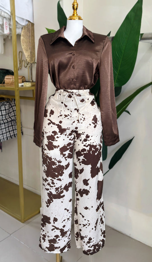 Raiza Cow Print Pant (Corre un poco pequeño)