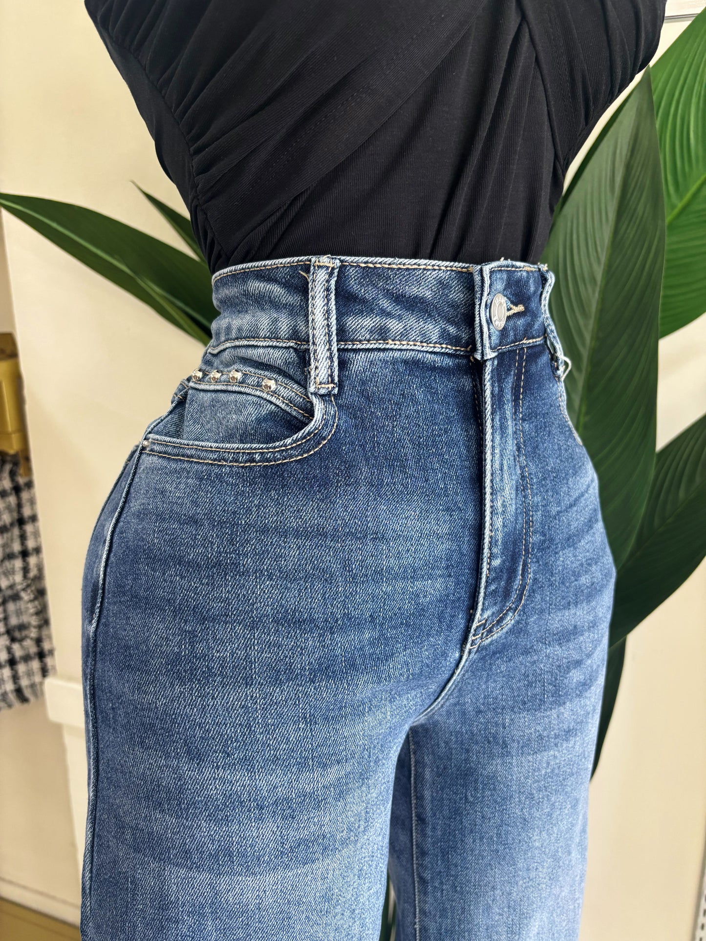 Karlotta Pocket Detail Jean