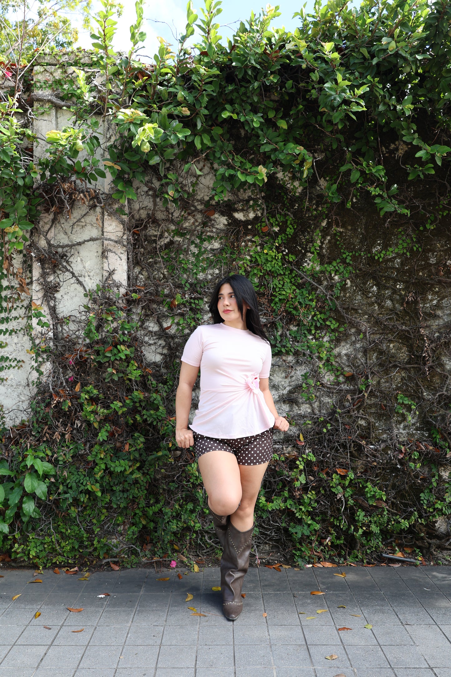Laiza Orchid Detail Tshirt (Pink)