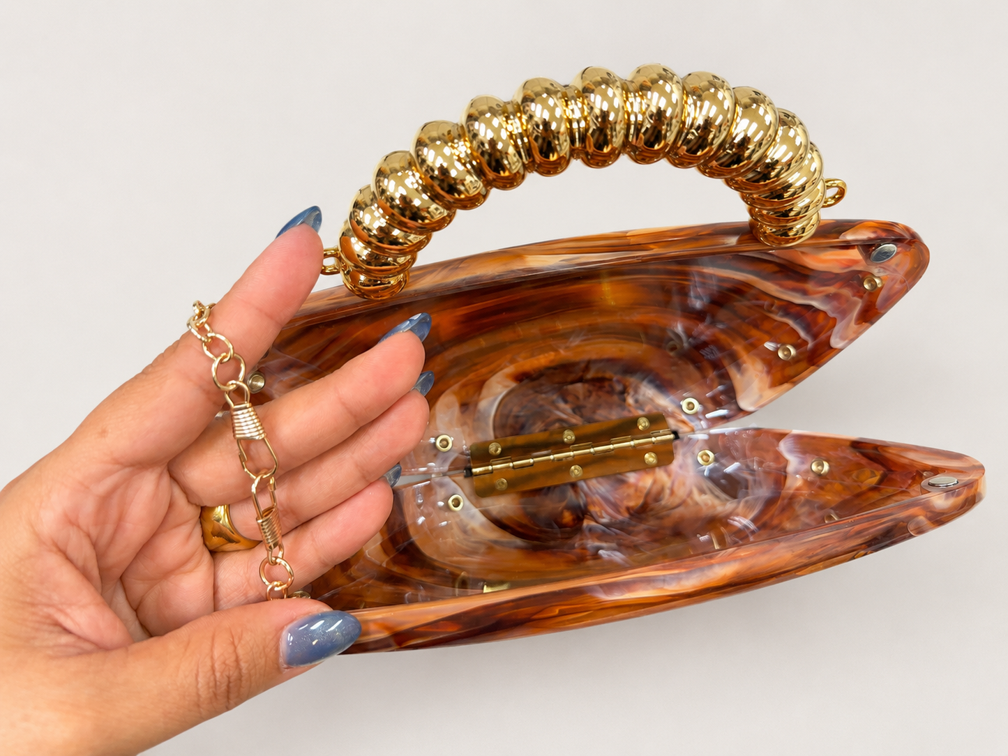 Marble Muse Handbag (3 Colores)