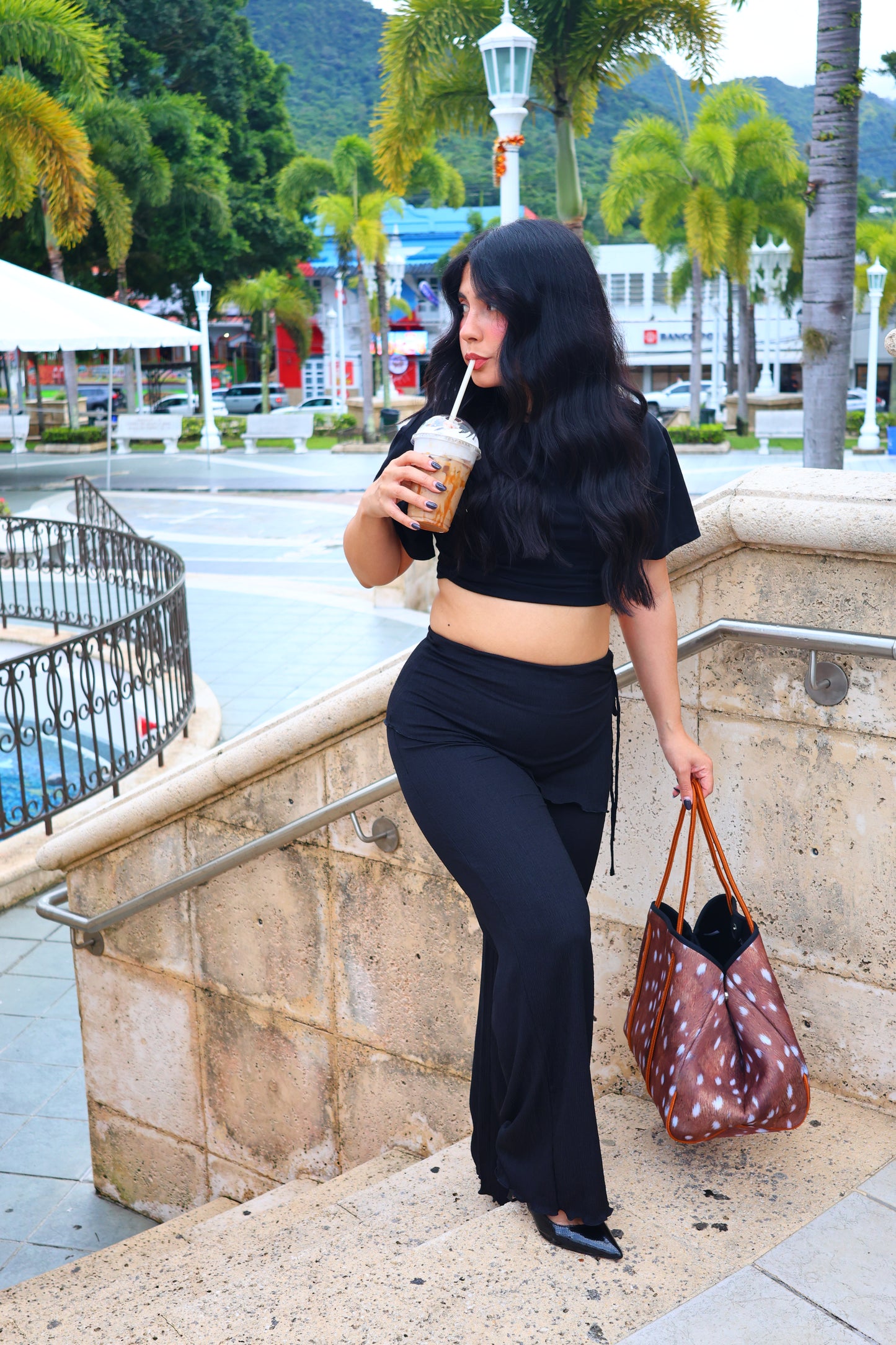 Raiza Pant (Black)