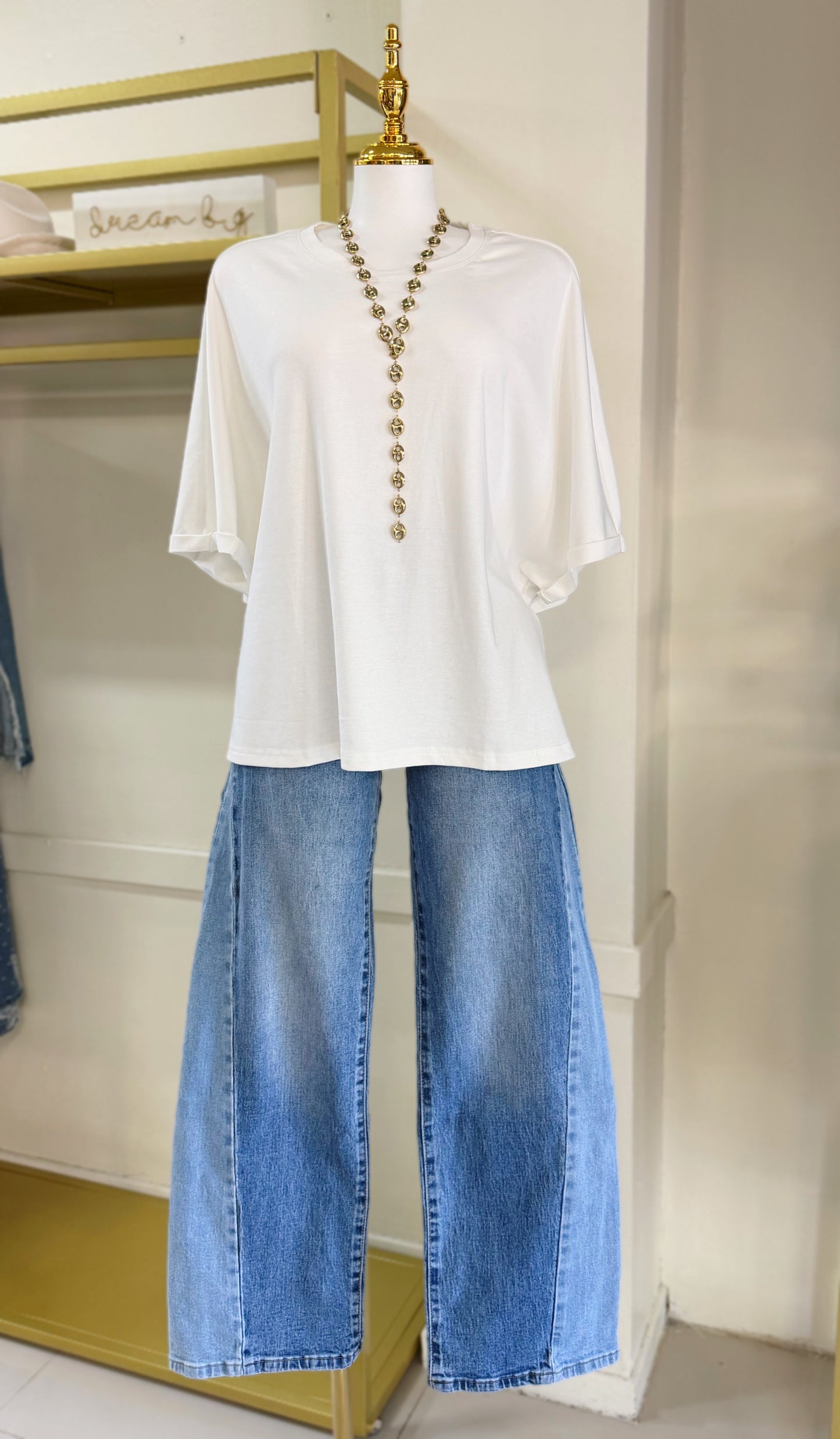 Laira Tshirt (White)