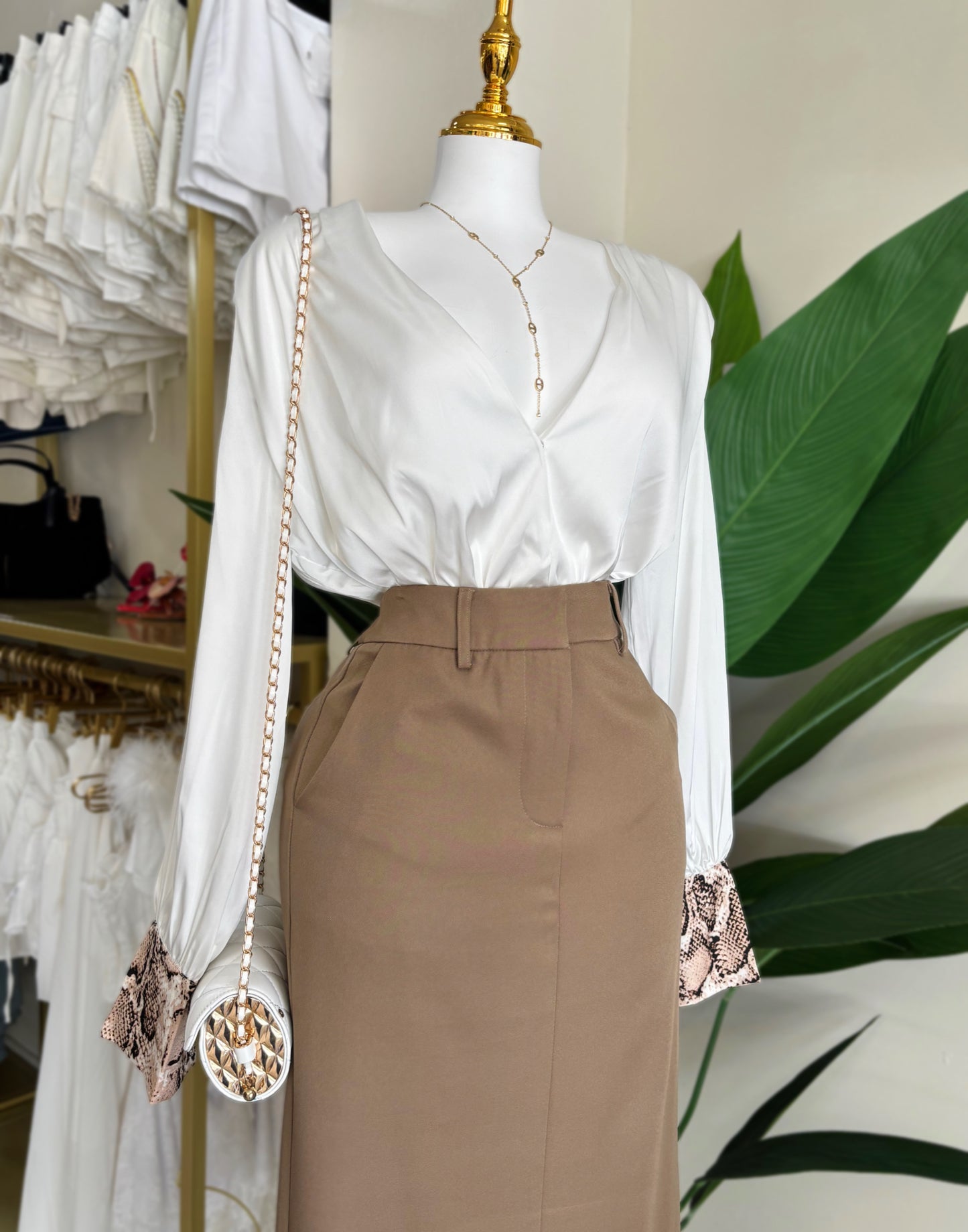 White Snake Detail Body