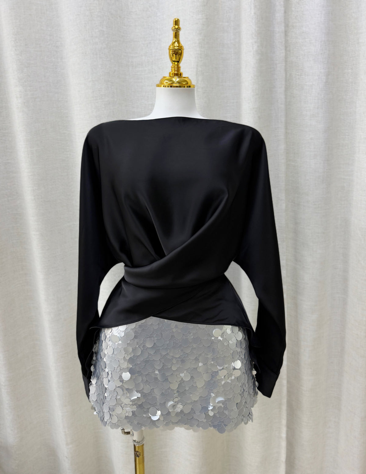Amara Elegance Blouse (Black)