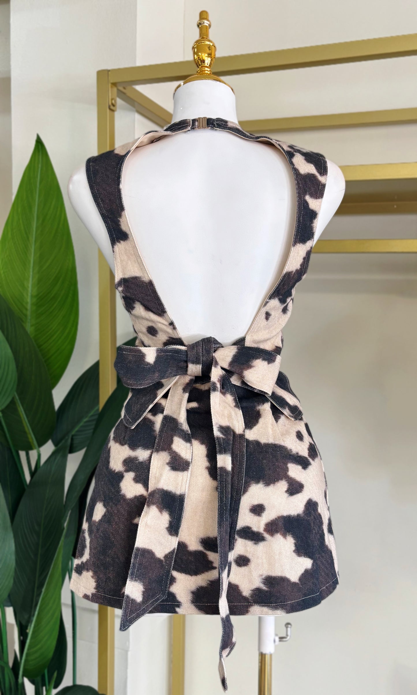 Kamila Cow Print Skort Set (No estira)