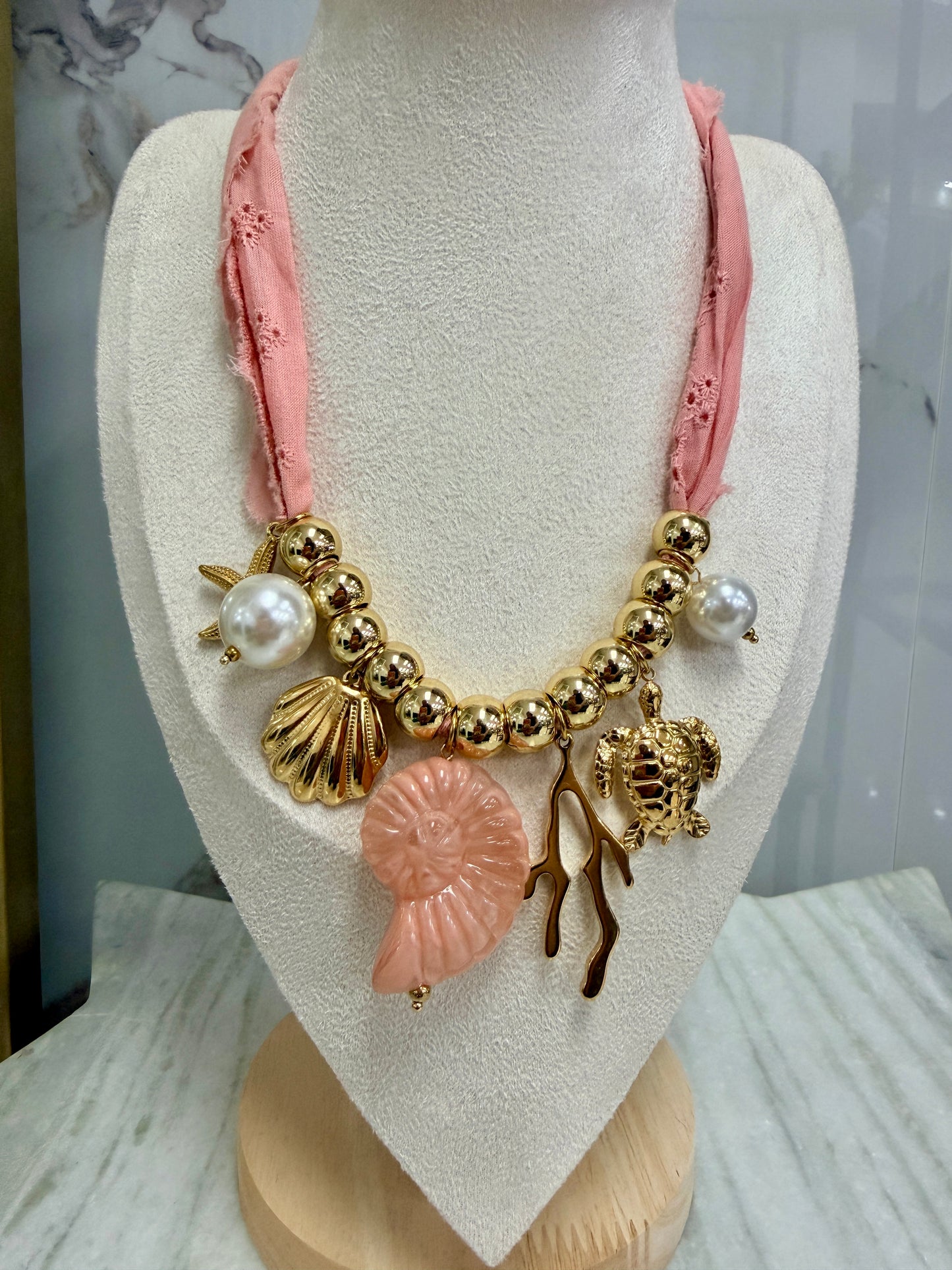 Riviera Coral Necklace 🐚