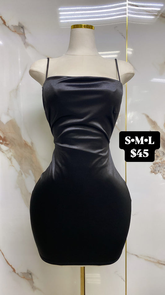 Black Drees (S•M•L)