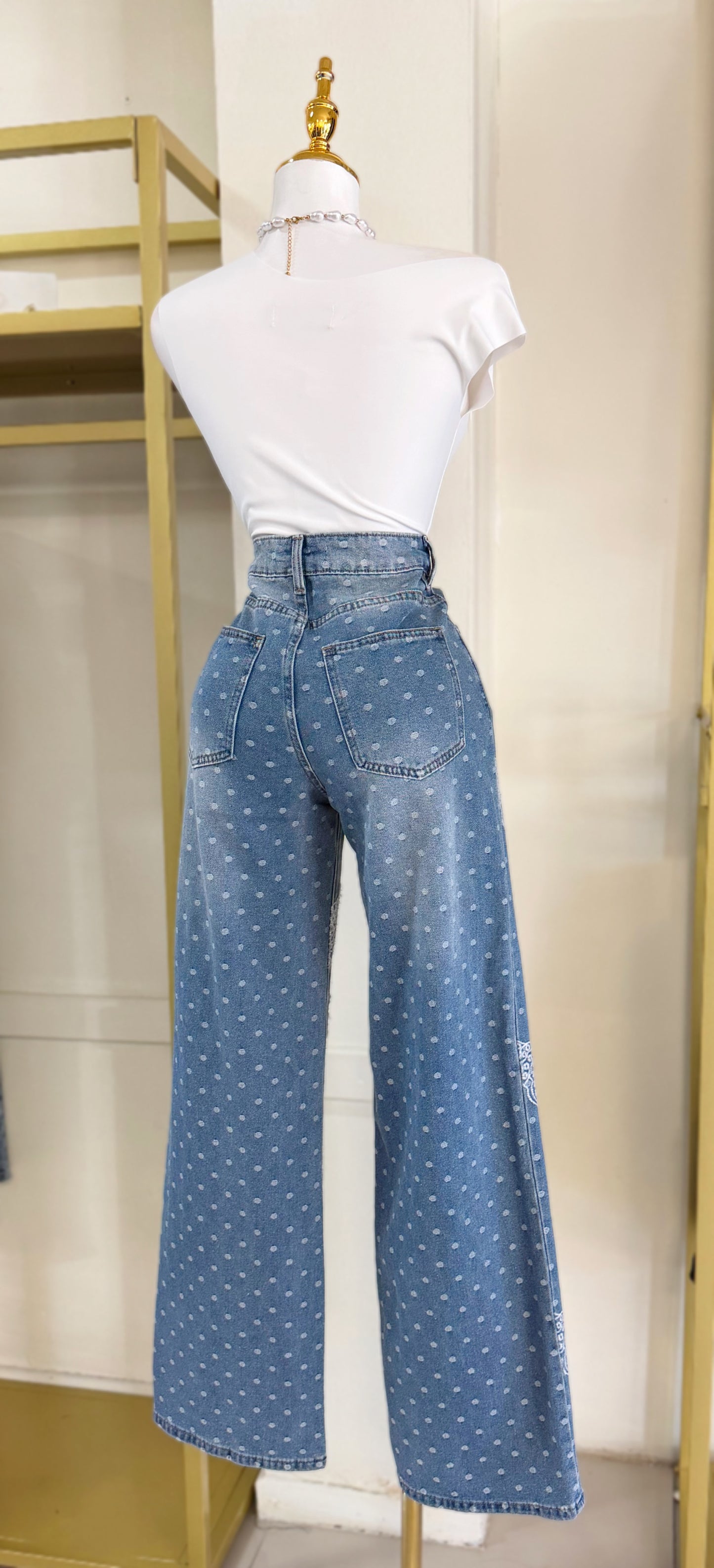 Fátima Summer Details Jean (No stretch) Corre pequeño