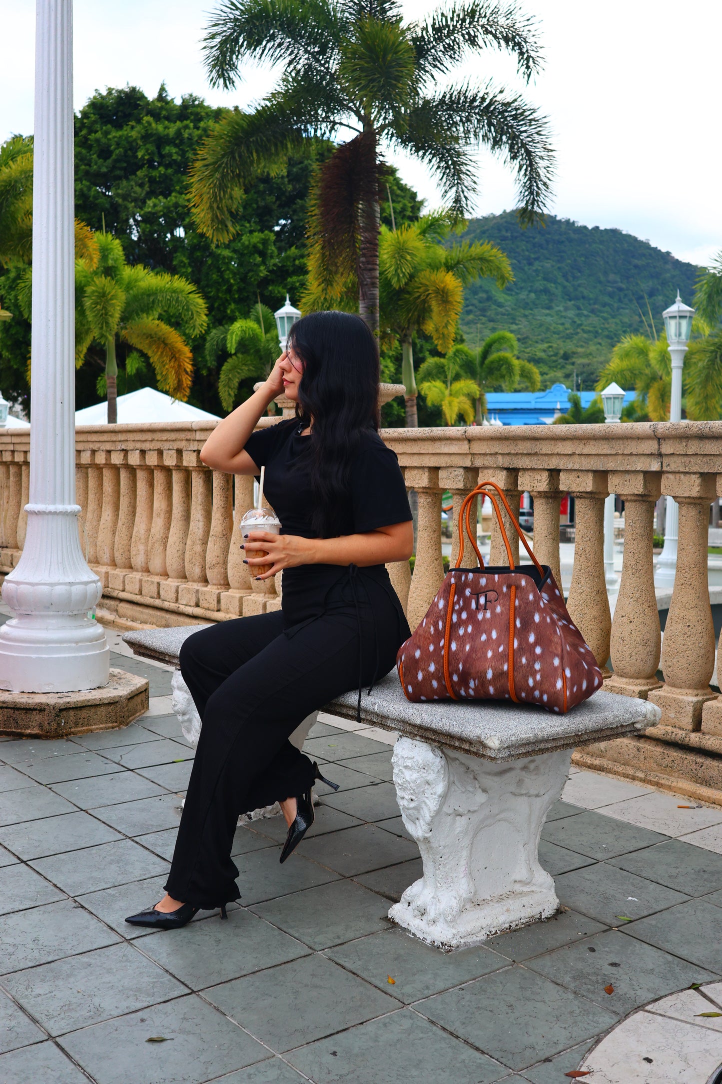 Raiza Pant (Black)
