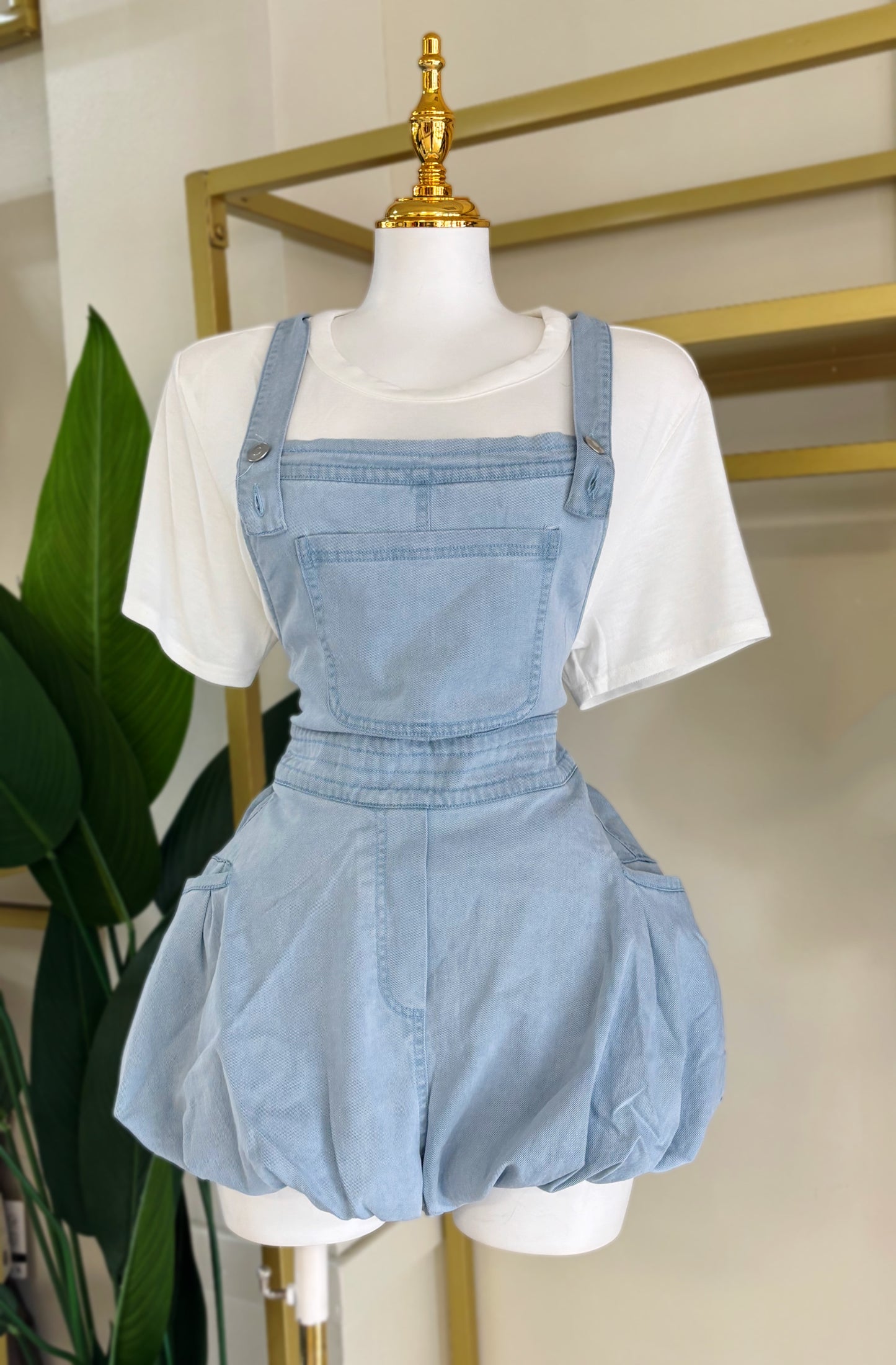 Mya Denim Bubble Romper (Corre grande)