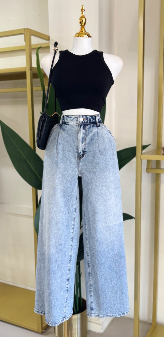 Edda Wide Leg Jeans (Light Blue)