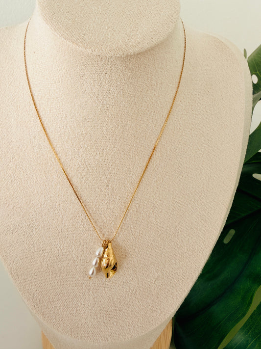 🐚 Caracola Pearl Necklace