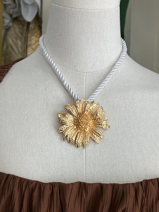 SUNFLOWER NECKLACE