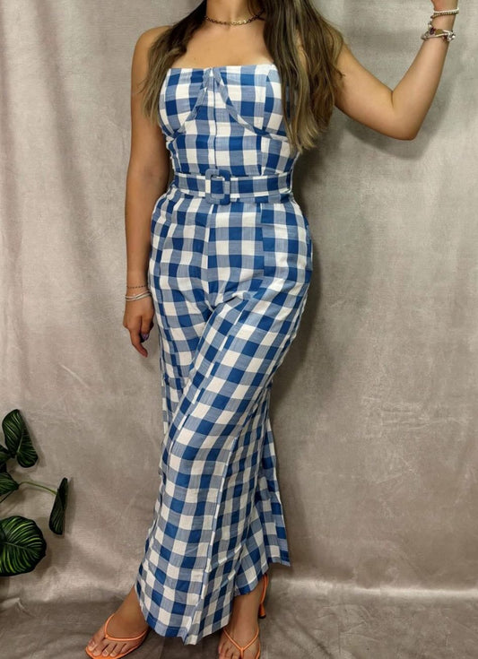 Gingham Jumsuit (Corre pequeño)