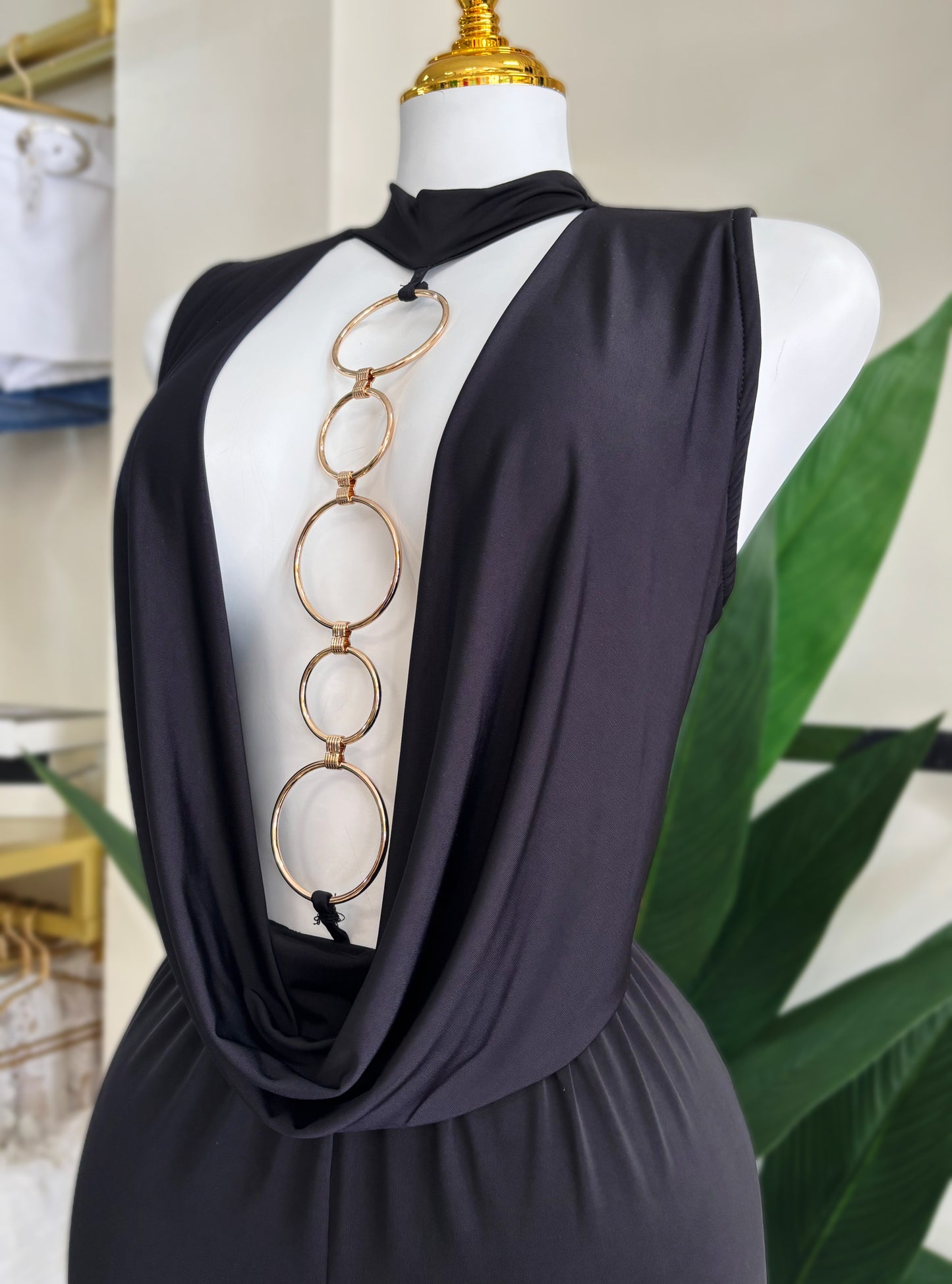 Maura Jumpsuit (Corre al size - Tiene mucho Spandex)